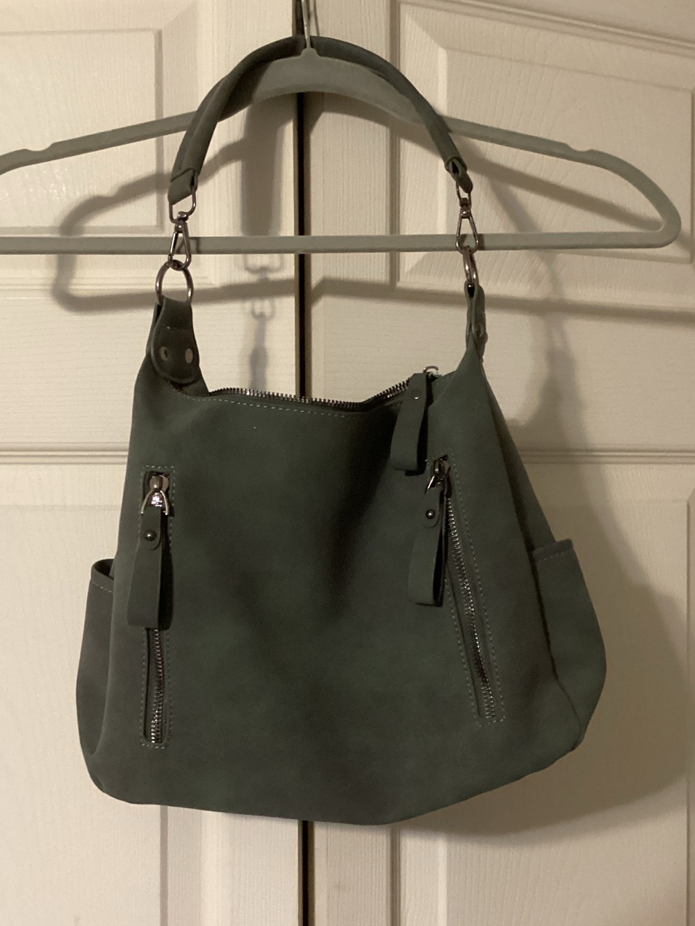 Women's Suede Hobo Bag in Deep Green